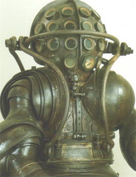 Armored diving suit / Boing Boing