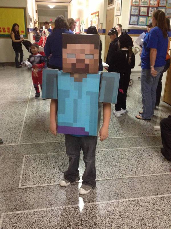 HOWTO make a Minecraft Herobrine costume / Boing Boing