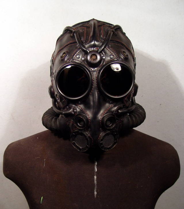Post-apocalyptic steampunk mask / Boing Boing