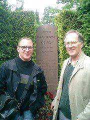Me and Tim O'Reilly, Hans Christian Andersen's grave